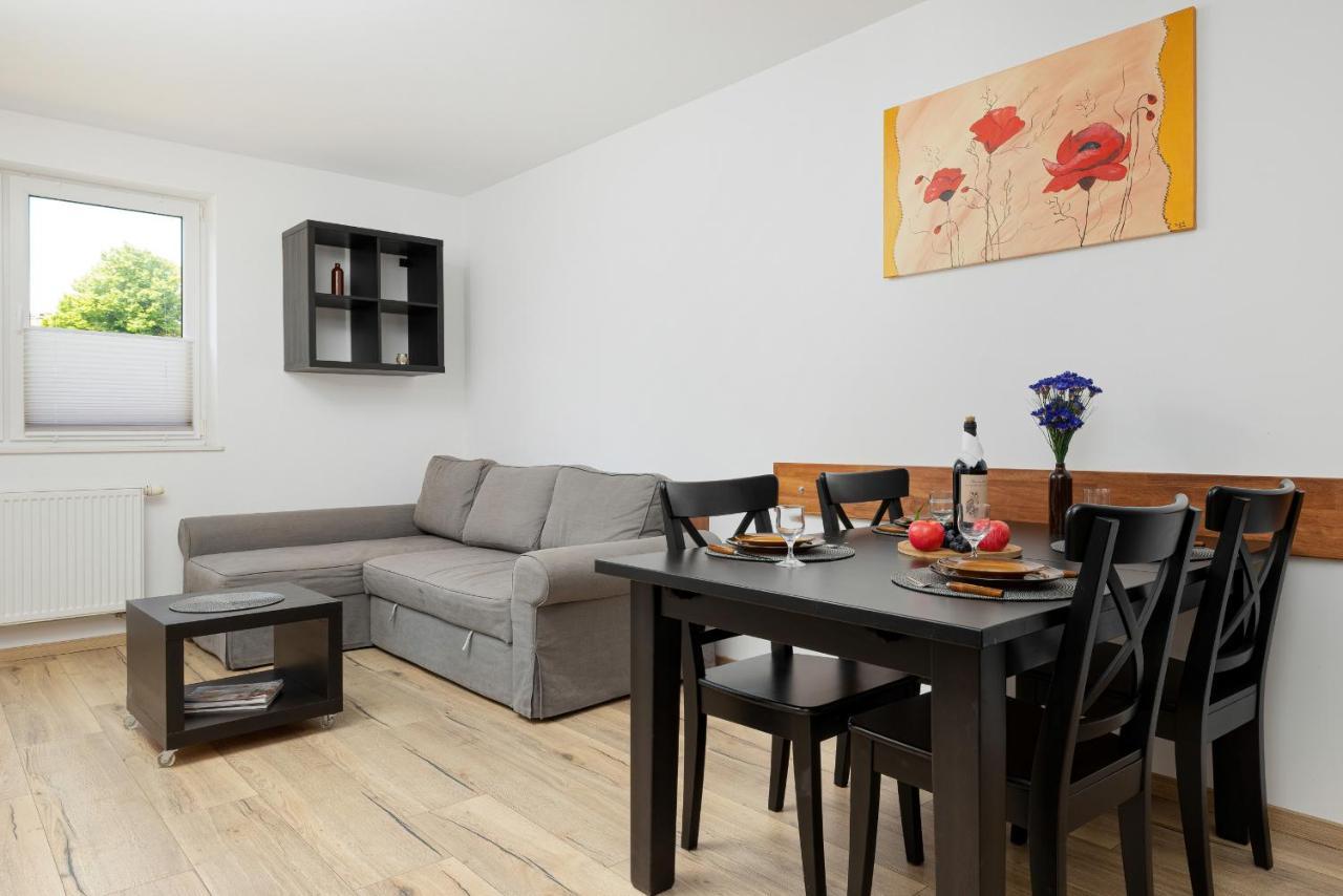 Apartamenty Wisniowy Sad By Noclegi Renters كولوبرزيغ المظهر الخارجي الصورة