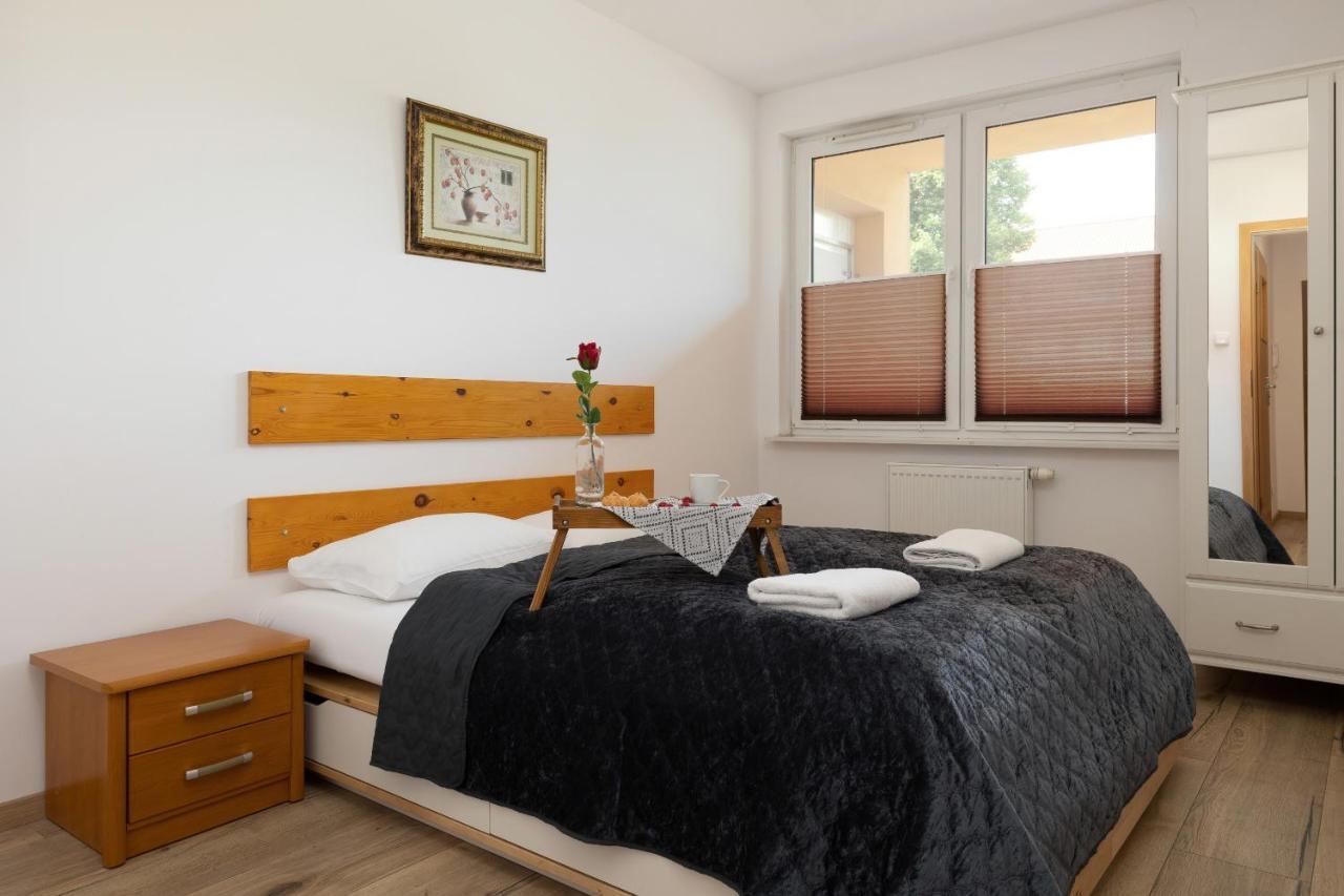 Apartamenty Wisniowy Sad By Noclegi Renters كولوبرزيغ المظهر الخارجي الصورة