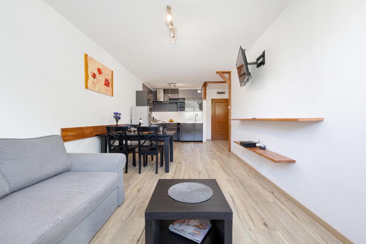 Apartamenty Wisniowy Sad By Noclegi Renters كولوبرزيغ المظهر الخارجي الصورة
