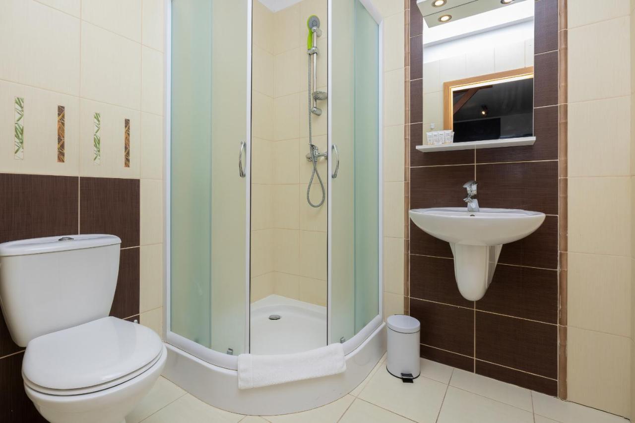 Apartamenty Wisniowy Sad By Noclegi Renters كولوبرزيغ المظهر الخارجي الصورة